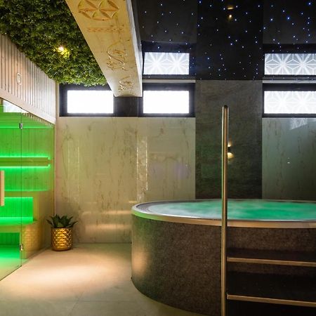 Aparthotel Goralski Resort Spa Bialka Tatrzanska Ngoại thất bức ảnh