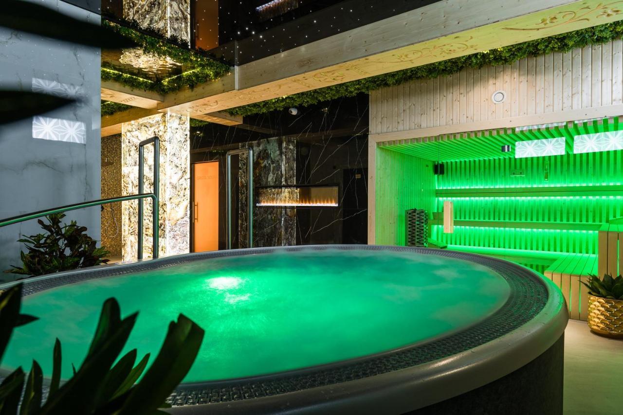 Aparthotel Goralski Resort Spa Bialka Tatrzanska Ngoại thất bức ảnh